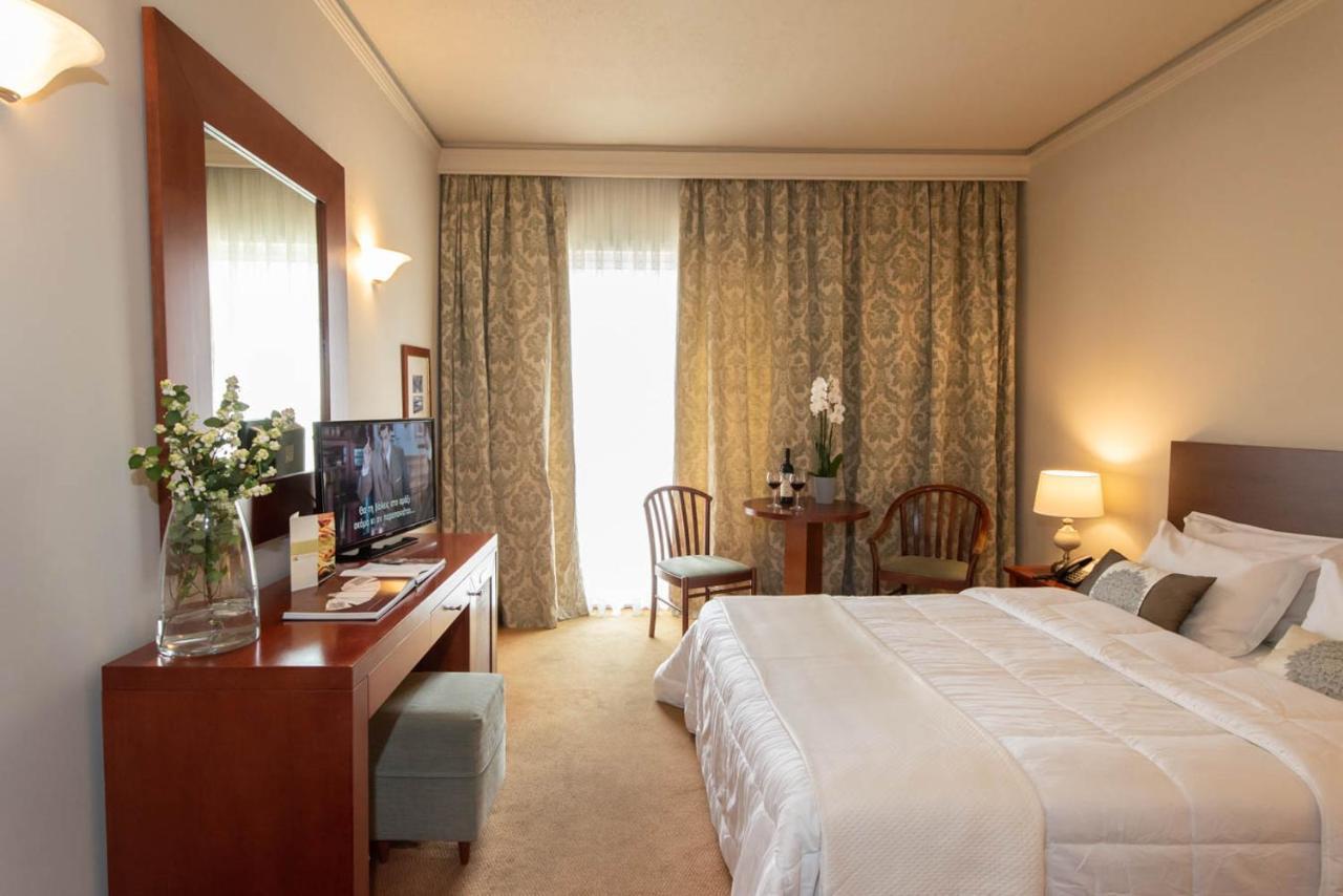 Hotel Kierion Kardítsa Екстериор снимка